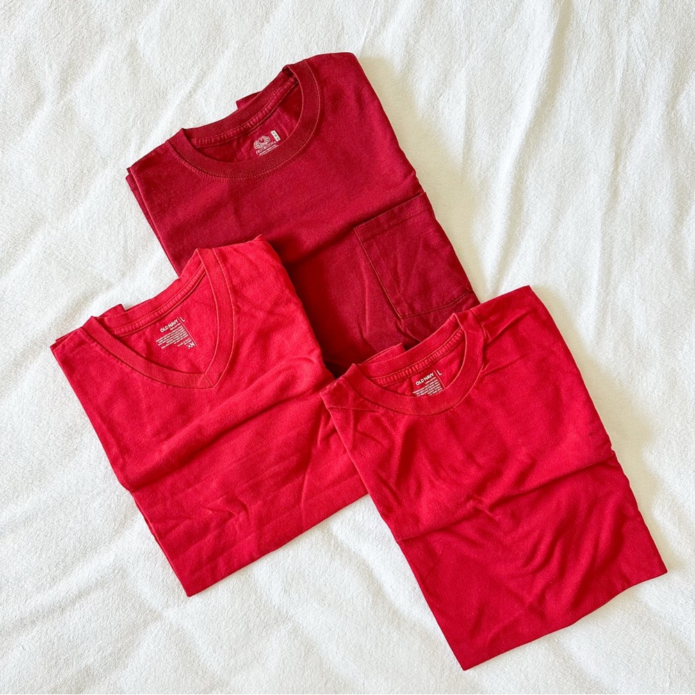 Set of Red Tees (Old Navy, Fruit of the Loom), L